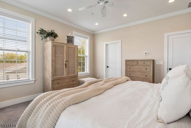 137 Aspen Dr, Cedar Grove Twp., NJ 07009
