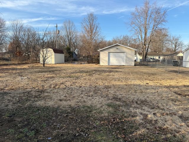 1516 Triangle Street, Mt Vernon, IL 62864