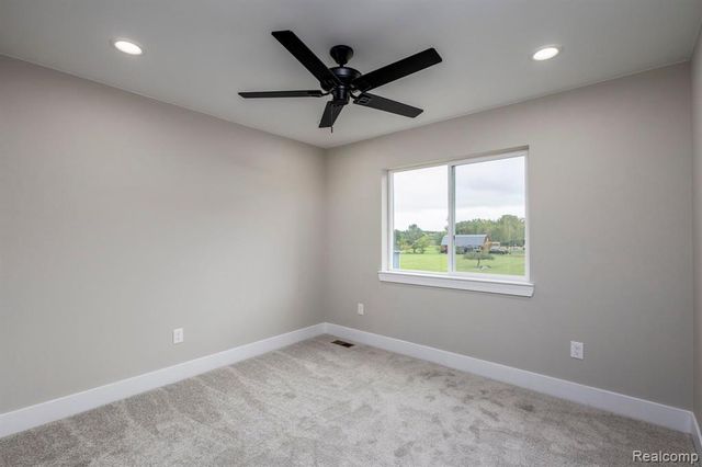 2323 Baltimore, Davison, MI 48423