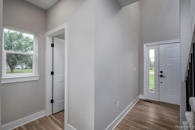 2323 Baltimore, Davison, MI 48423