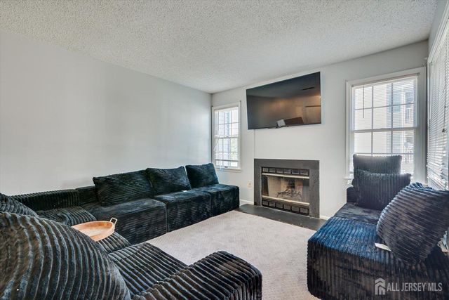 626 Edpas Road, New Brunswick, NJ 08901
