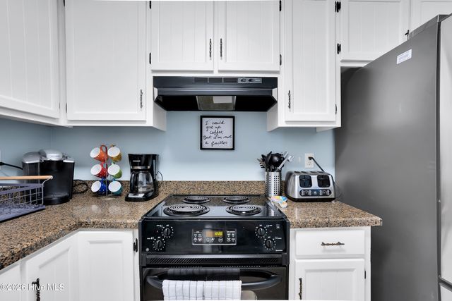 1013 Carolina Beach Avenue N 3d, Carolina Beach, NC 28428
