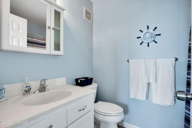 1013 Carolina Beach Avenue N 3d, Carolina Beach, NC 28428