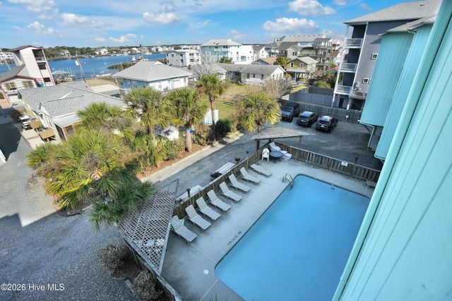 1013 Carolina Beach Avenue N 3d, Carolina Beach, NC 28428