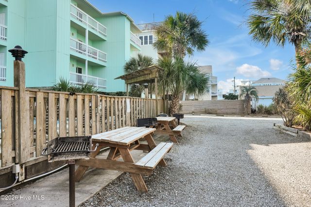 1013 Carolina Beach Avenue N 3d, Carolina Beach, NC 28428
