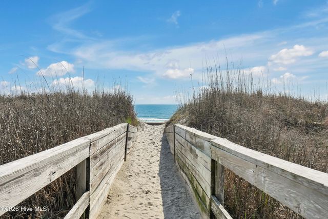 1013 Carolina Beach Avenue N 3d, Carolina Beach, NC 28428
