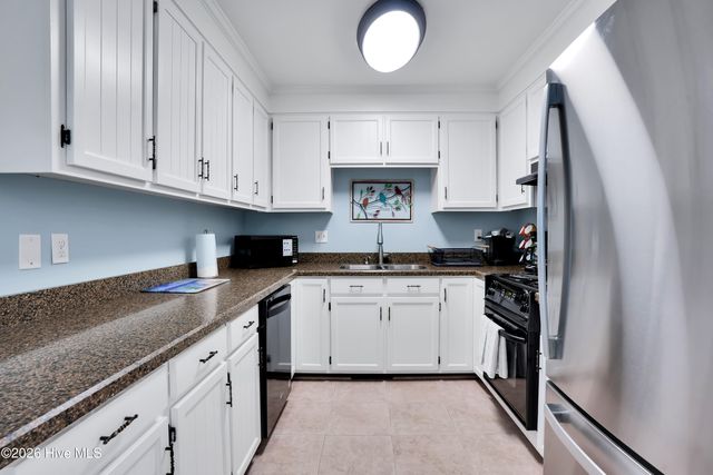 1013 Carolina Beach Avenue N 3d, Carolina Beach, NC 28428