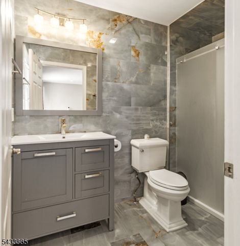 103 Emily Pl, Parsippany-troy Hills Twp., NJ 07054