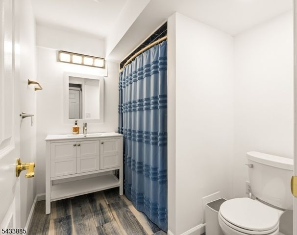 103 Emily Pl, Parsippany-troy Hills Twp., NJ 07054