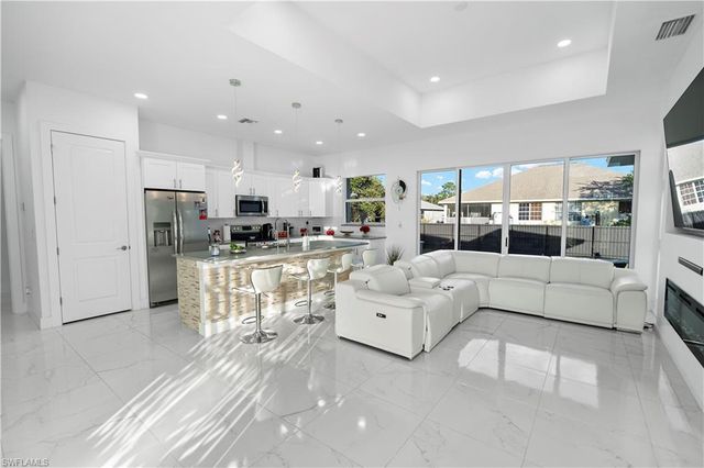 453 Lillon AVE S, Lehigh Acres, FL 33974