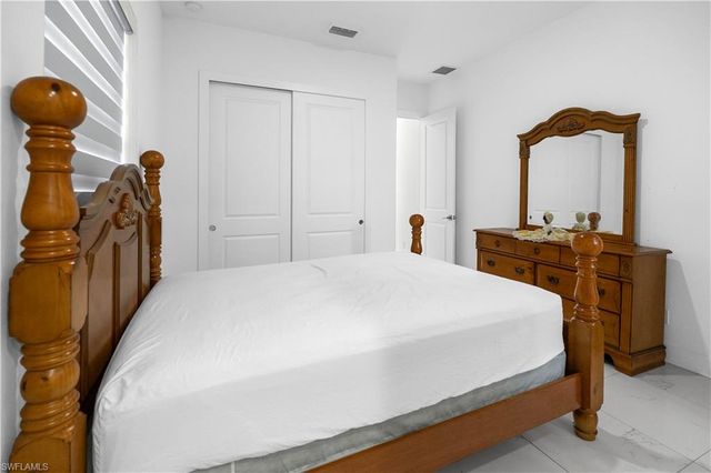 453 Lillon AVE S, Lehigh Acres, FL 33974