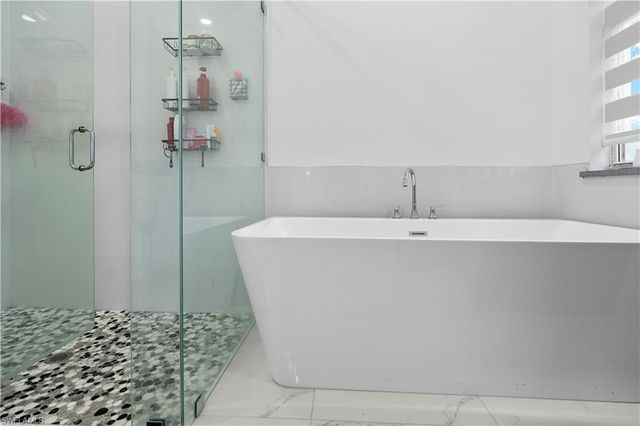 453 Lillon AVE S, Lehigh Acres, FL 33974