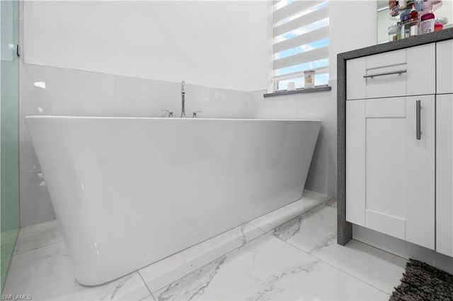 453 Lillon AVE S, Lehigh Acres, FL 33974