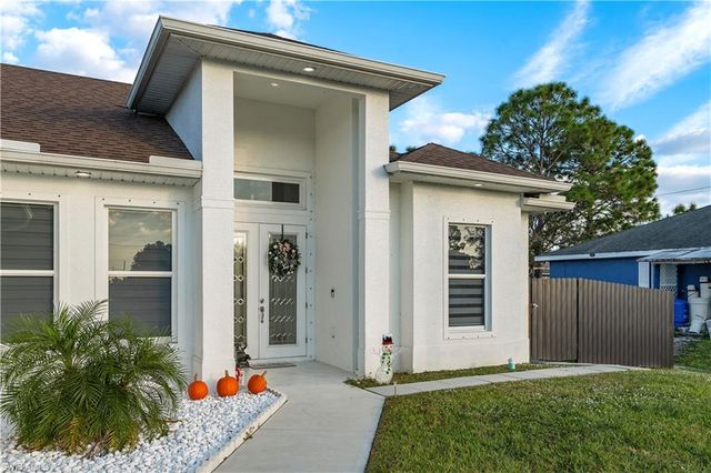 453 Lillon AVE S, Lehigh Acres, FL 33974