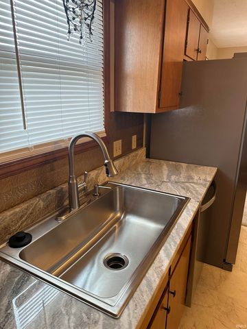 55 S Park Avenue, Spencer, IN 47460