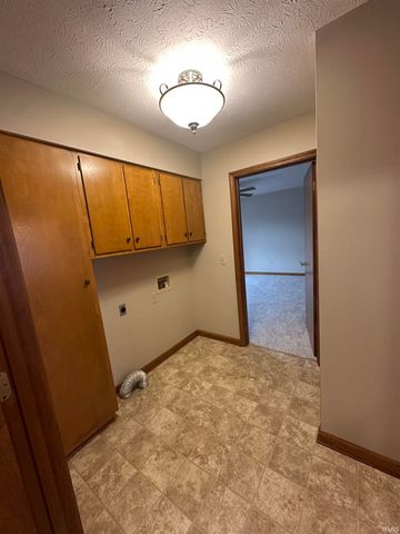 55 S Park Avenue, Spencer, IN 47460