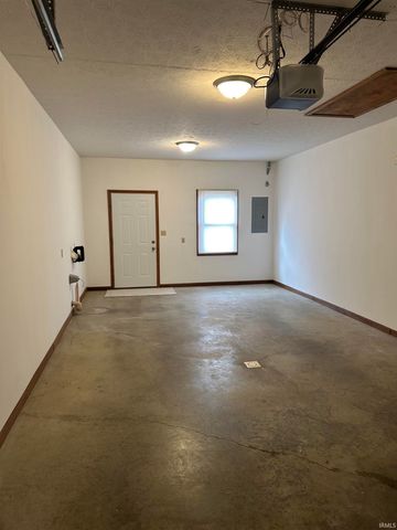 55 S Park Avenue, Spencer, IN 47460