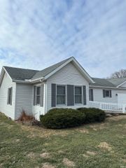 55 S Park Avenue, Spencer, IN 47460