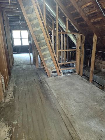 6953 S Elizabeth Street, Chicago, IL 60636