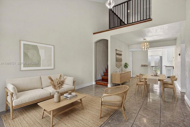 11160 NW 37th St, Sunrise, FL 33351