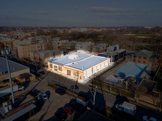 3056 W Walton Street, Chicago, IL 60622