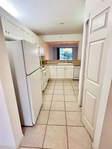 7763 Southampton Terrace 411, Tamarac, FL 33321