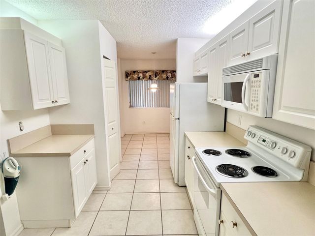 7763 Southampton Terrace 411, Tamarac, FL 33321