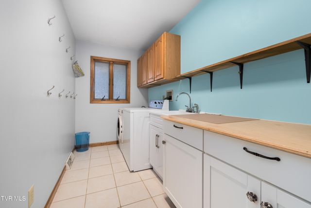 2638 Highway 81 South, Jonesborough, TN 37659