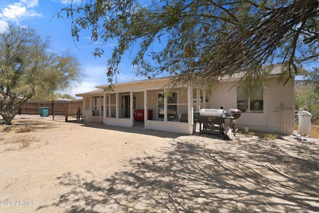 44814 N 10TH Street, New River, AZ 85087