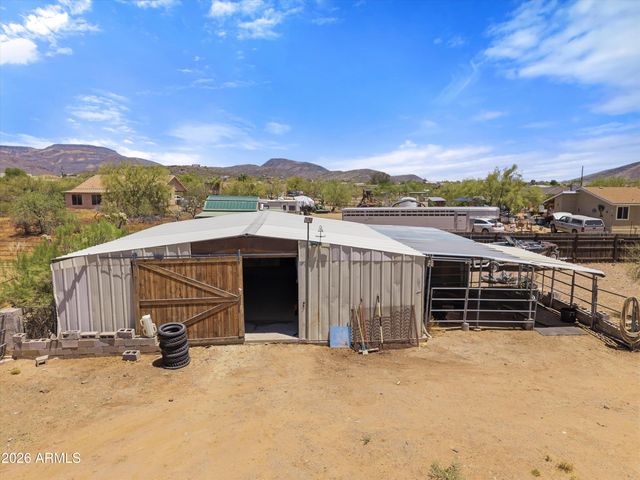 44814 N 10TH Street, New River, AZ 85087