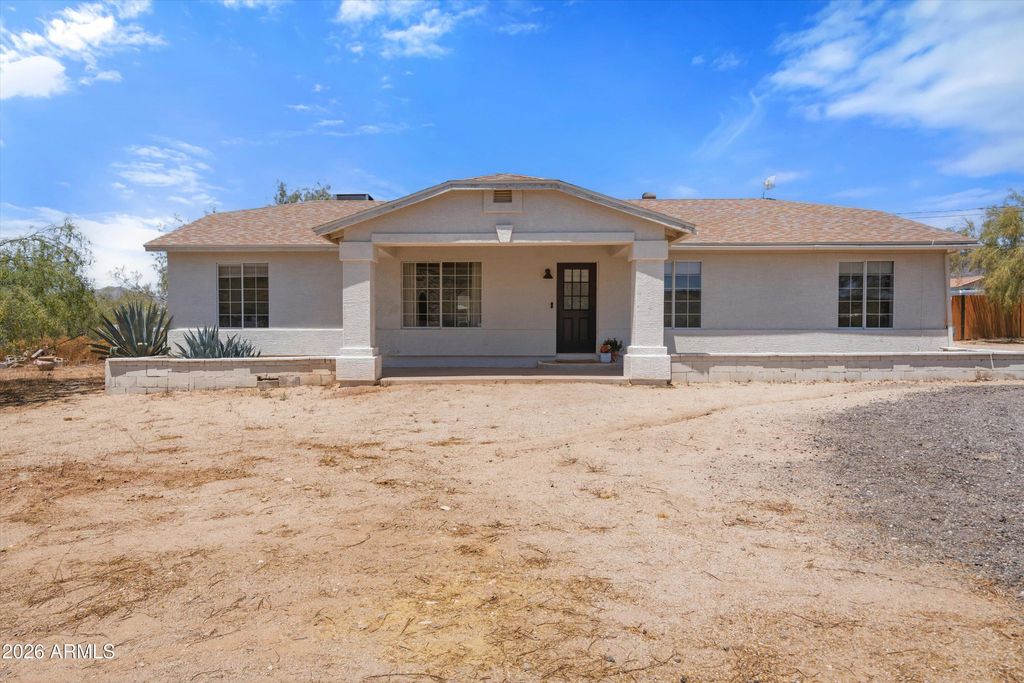 44814 N 10TH Street, New River, AZ 85087