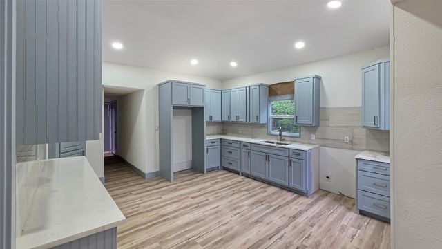111 Custer Road, Mabank, TX 75156