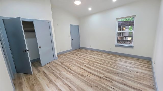 111 Custer Road, Mabank, TX 75156
