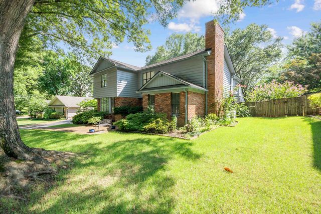 8633 LOXLEY FWY, Memphis, TN 38016