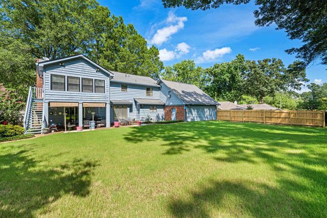 8633 LOXLEY FWY, Memphis, TN 38016