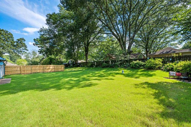 8633 LOXLEY FWY, Memphis, TN 38016