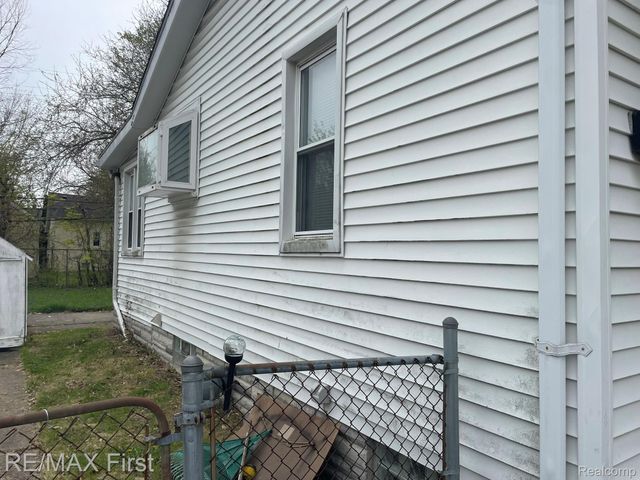 6184 Guilford Street, Detroit, MI 48224