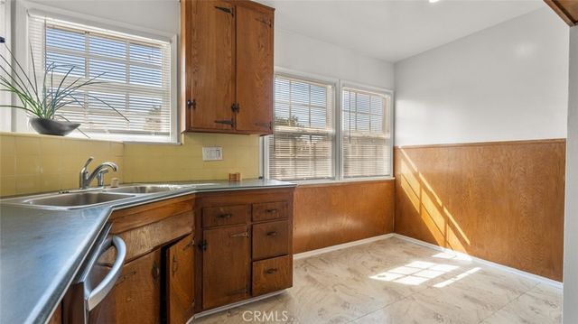 19349 Friar Street, Tarzana, CA 91335