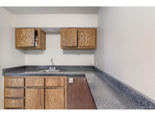 2938 S Parker Ct, Aurora, CO 80014