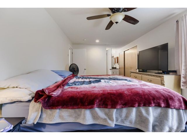 2938 S Parker Ct, Aurora, CO 80014