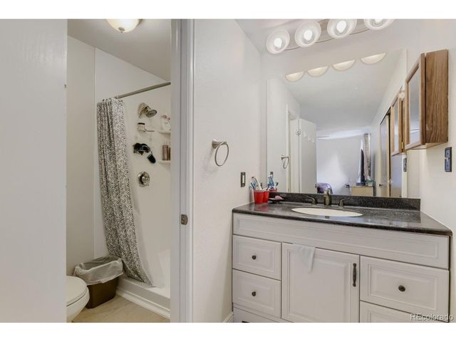 2938 S Parker Ct, Aurora, CO 80014