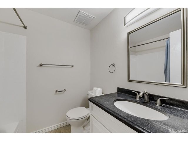 2938 S Parker Ct, Aurora, CO 80014