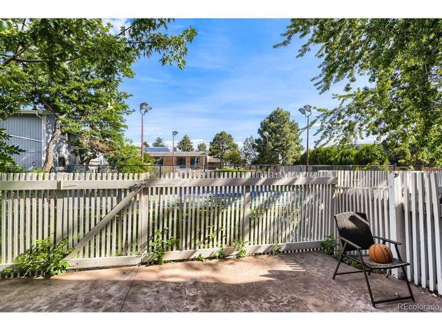 2938 S Parker Ct, Aurora, CO 80014