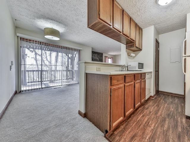 1101 Fairway Oaks Rd 1101, Waleska, GA 30183