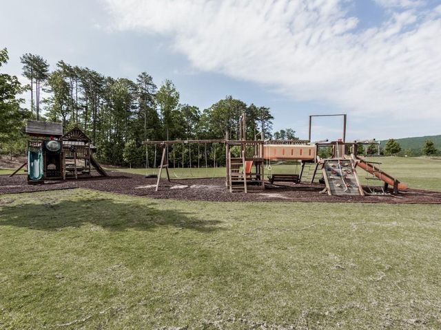 1101 Fairway Oaks Rd 1101, Waleska, GA 30183