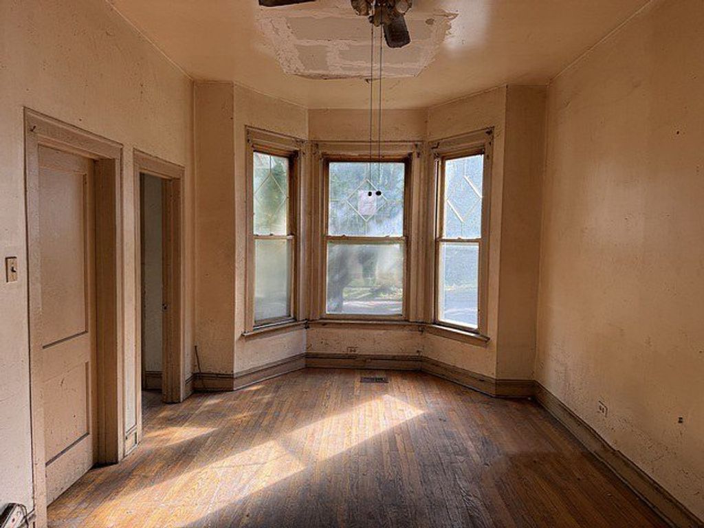 5140 S Emerald Avenue, Chicago, IL 60609 — photo 5