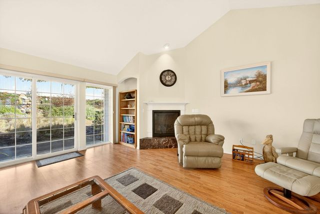 4661 Torrey Pines Drive, Medford, OR 97504