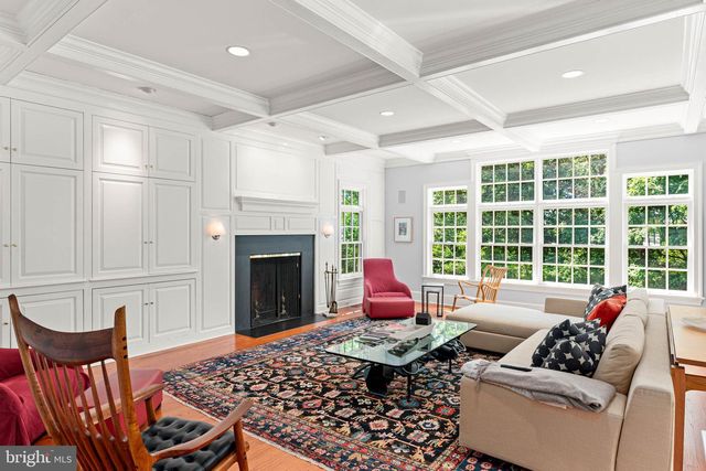 737 EAGLE FARM RD, Villanova, PA 19085