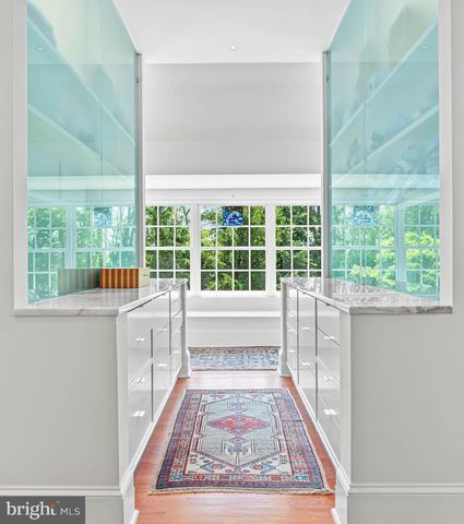 737 EAGLE FARM RD, Villanova, PA 19085