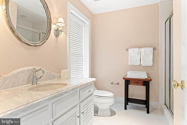 737 EAGLE FARM RD, Villanova, PA 19085